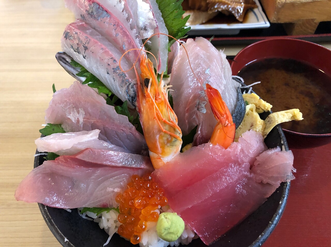 海鮮タワー 魚屋の海鮮丼 特上 牧原鮮魚店 蒲郡 食メモ 愛知 横浜b級グルメと飲み記録 海鮮タワー 魚屋の海鮮丼 特上 牧原鮮魚店 蒲郡 食メモ 愛知 横浜b級グルメと飲み記録