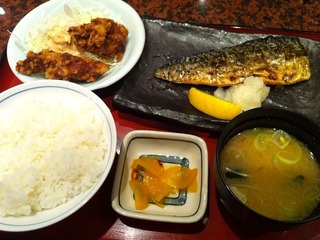 さばと唐揚げ定食