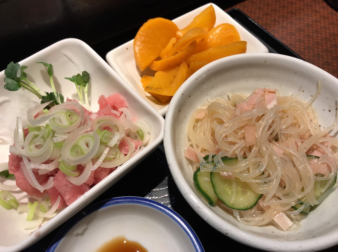 藤沢昼飲み 瓶ビールに小盆セット 紺屋 藤沢 食メモ 愛知 横浜b級グルメと飲み記録 藤沢昼飲み 瓶ビールに小盆セット 紺屋 藤沢 食メモ 愛知 横浜b級グルメと飲み記録