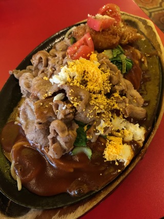 ビーフソテーとポークフィレカツスパ