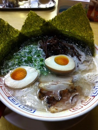 バサラ豚骨ラーメン