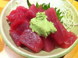 マグロぶつ