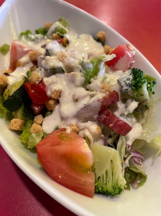 夏野菜シーザーサラダ