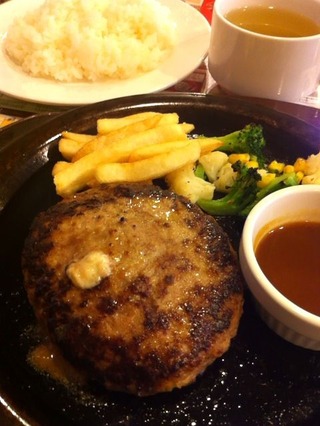 チーズINハンバーグ