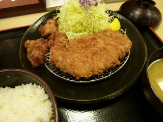 ロースカツ&唐揚定食