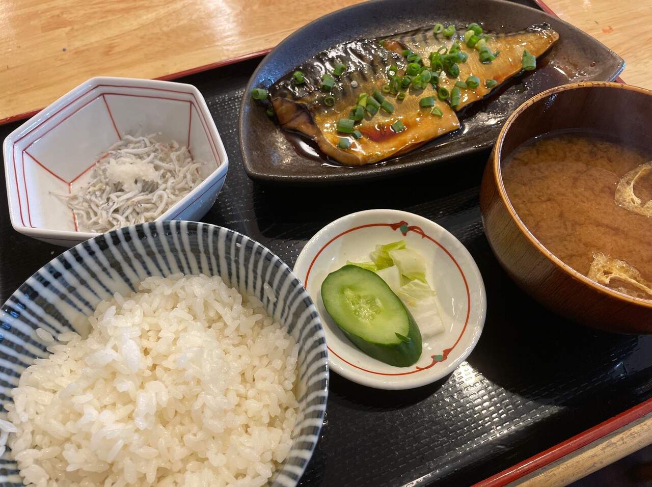 鯖煮 煮魚定食 長篠定食 新城 食メモ 愛知 旅先b級グルメと飲み記録