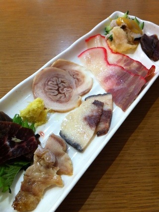 鯨7点盛りハーフ