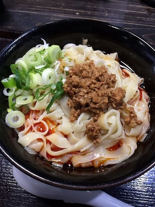 冷やし汁なし坦々麺