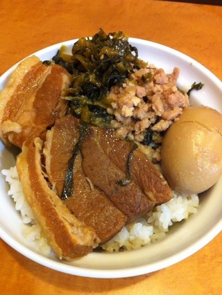 ルーロー飯