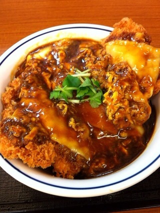 デミたまチーズカツ丼
