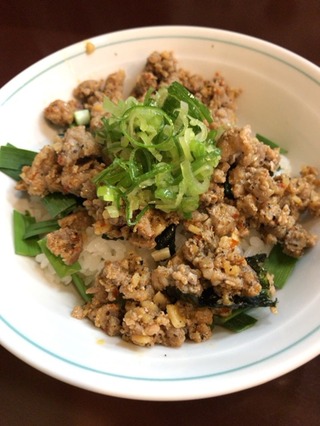 ミニ台湾丼