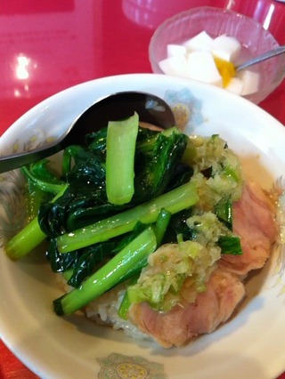 蒸し鶏ご飯