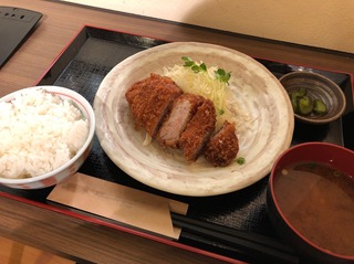 さくらポークロース定食