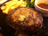 チーズINハンバーグ