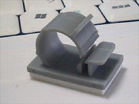 ジャック固定器具