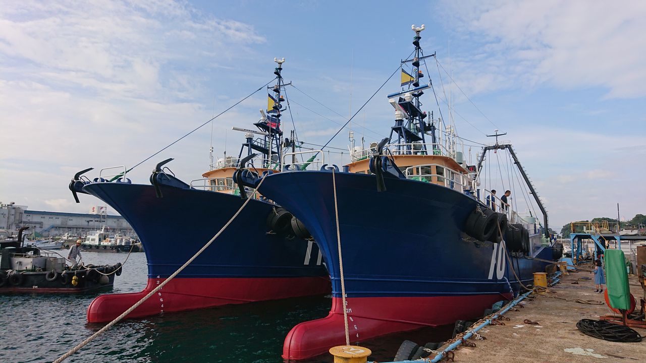 昭和レトロ　舵　真鍮　船舶　希少品　造船所　海運業　引き取り限定！？ 昭和レトロ 舵 真鍮 船舶 希少品 造船所 海運業 引き取り限定