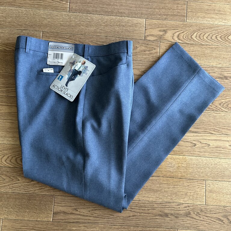 LEDGE Instagram | Levi's®︎ ACTION SLACKS SIZE: W 33inch / L