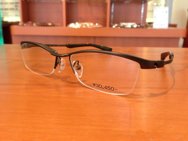 999.9新作 美しいラインのS-670Tシリーズ : 眼鏡専門店「Syozo