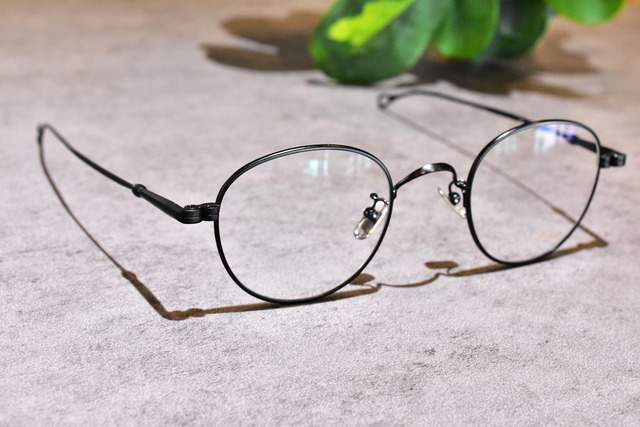 メタルの大き目ボストン型 Lunor「M5 Mod.06」 : 眼鏡専門店「Syozo  