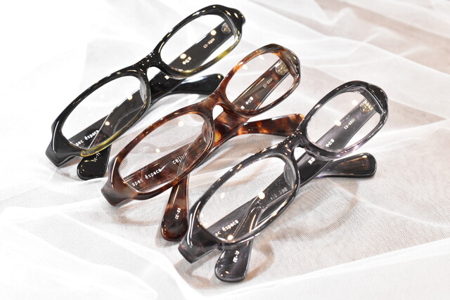 西野正美さん 手仕事 spec ēspace「ES-8201」 : 郡山市 眼鏡専門店