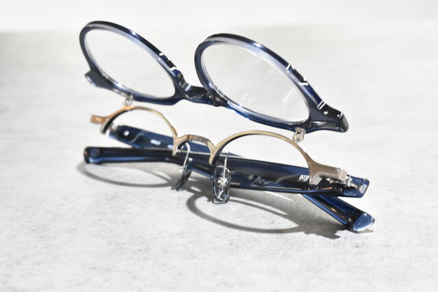 優しい印象の跳ね上げスタイル 999.9「 NPM-57」 : 郡山市 眼鏡専門店