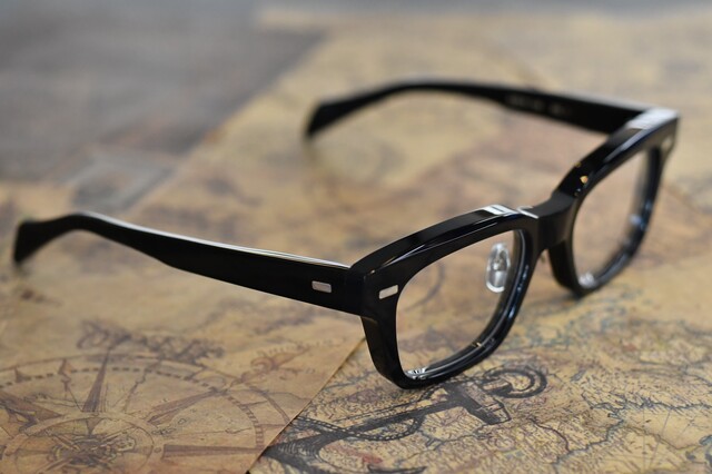 存在感のある 杉本圭「KS-174」 : 郡山市 眼鏡専門店Syozo めがね日和