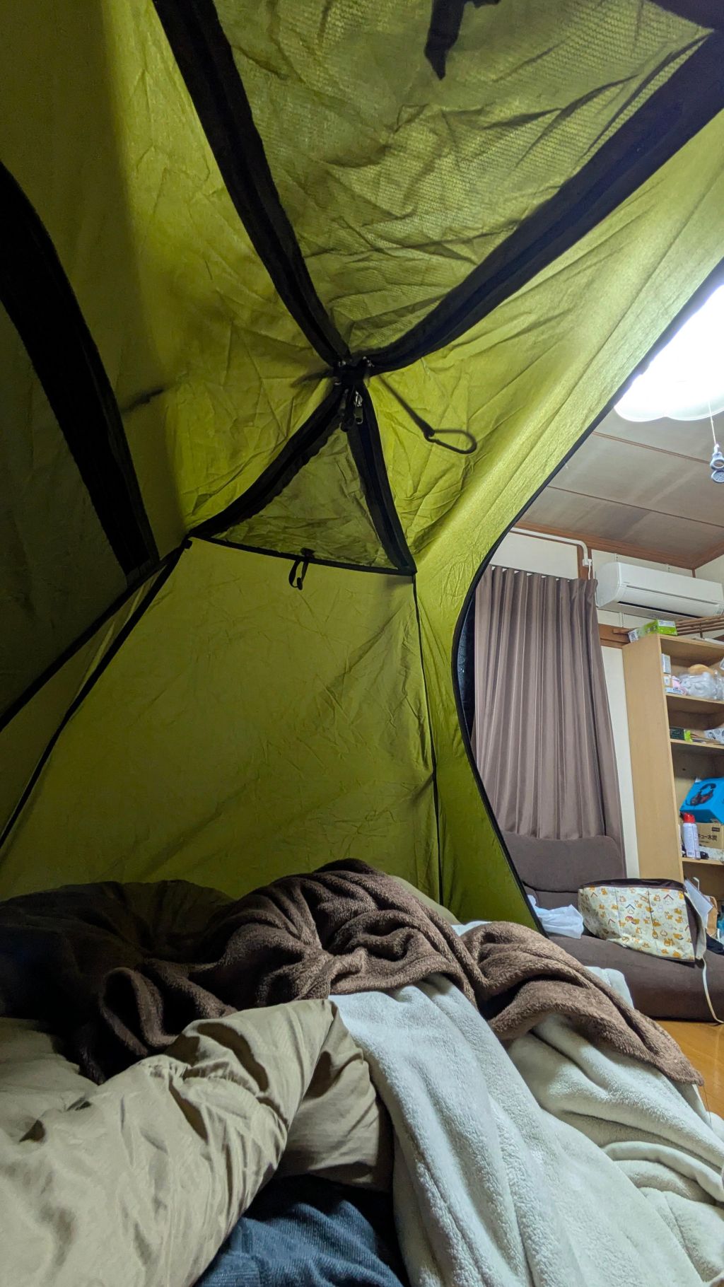 久々にお部屋テントやってる（※画像あり）