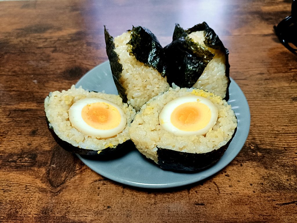 夜食におにぎり作った（※画像あり）