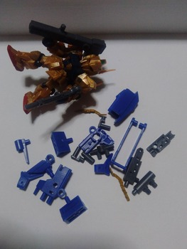 ガンダムのガシャポン回してきたんだが…（※画像あり）