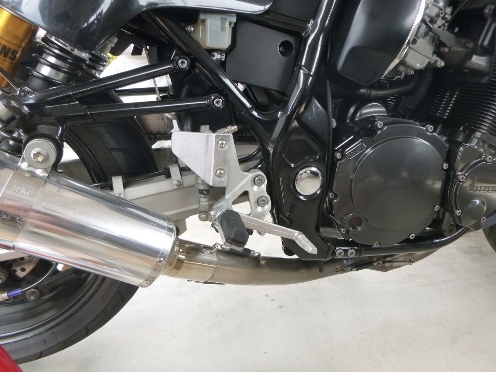 公式ショップ】 アグラス バックステップ 1ポジション イナズマ750