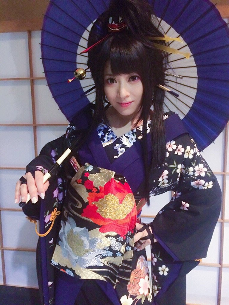 画像あり 鈴華ゆう子 和楽器バンド Wagakkiband 八奏絵巻 旬な芸能情報届けます 画像あり 鈴華ゆう子 和楽器バンド Wagakkiband 八奏絵巻 旬な芸能情報届けます