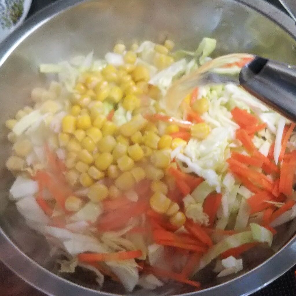 塩分制限 塩不使用の湯煎で作る 春きゃべつのさっぱりコールスローサラダ マヨネーズなしのさっぱりタイプ Syuntaroの 食の荒野を彷徨う 塩分制限 塩不使用の湯煎で作る 春きゃべつのさっぱりコールスローサラダ マヨネーズなしのさっぱりタイプ Syuntaroの 食の荒野を彷徨う