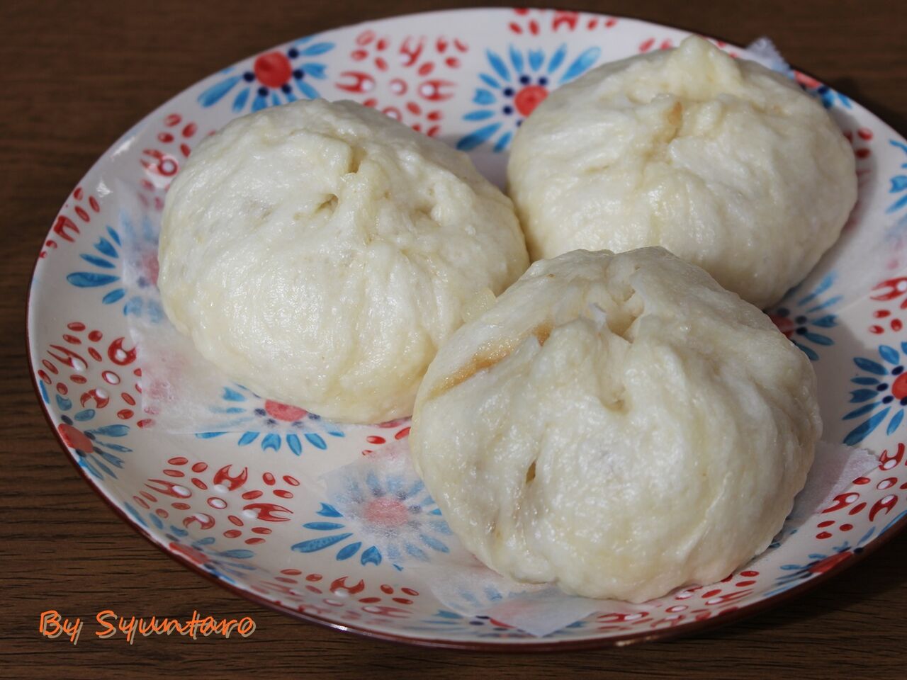 皮はフワモチ具はジューシーな 肉まん 具は余るけど 鍋の肉団子で美味しいよ Syuntaroの 食の荒野を彷徨う 皮はフワモチ具はジューシーな 肉まん 具は余るけど 鍋の肉団子で美味しいよ Syuntaroの 食の荒野を彷徨う