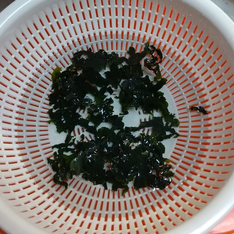 きゃべつとワカメの酢の物3