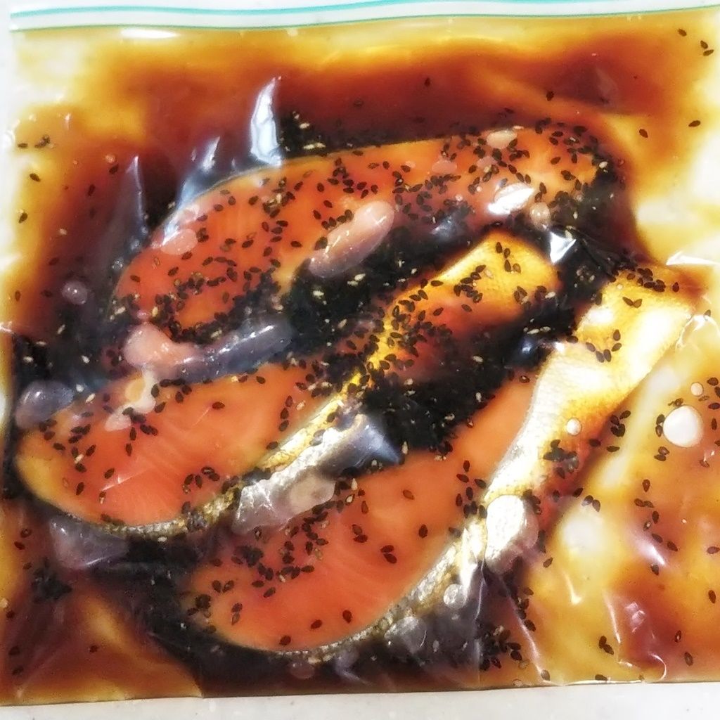 鮭の南部焼き はちみつの甘さで白ご飯が進む 下味冷凍 焼き魚 簡単 Syuntaroの 食の荒野を彷徨う