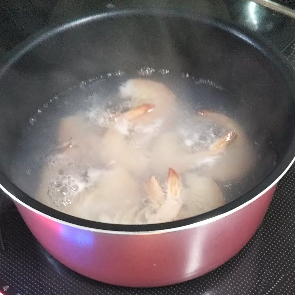 エスニック ヘルシー バナメイエビと生ハムの生春巻き レンチンで作るスイートチリソースがけ Syuntaroの 食の荒野を彷徨う