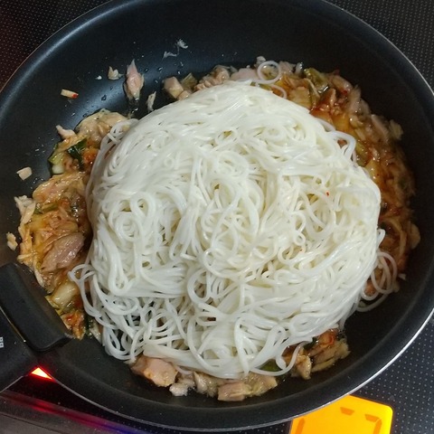 ツナキムチ素麺 (4)