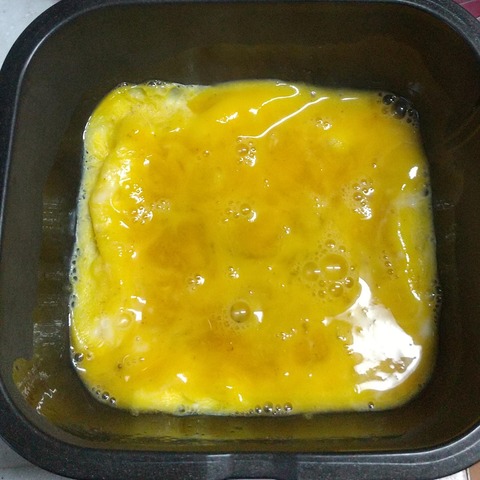 魚肉ソーセージ入りの炒り卵 (3)