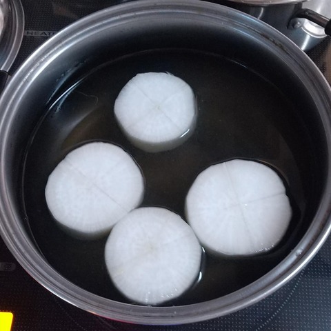 昆布だし顆粒風呂吹き大根 (3)