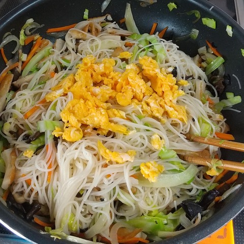 海鮮焼きビーフン (7)