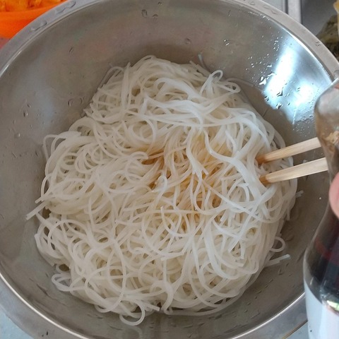 海鮮焼きビーフン (3)