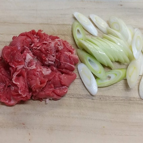 牛肉と長ネギのすき焼き風炒め5