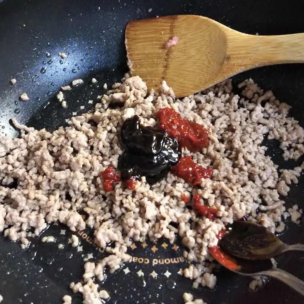 ミツカンの〆まで美味しい鍋つゆ 濃厚みそ鍋 を使って 担々味噌鍋を作ってみました Syuntaroの 食の荒野を彷徨う