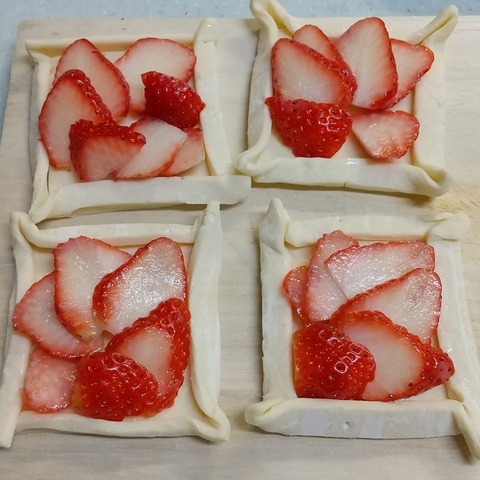 冷凍パイシートで簡単いちごパイ (6)