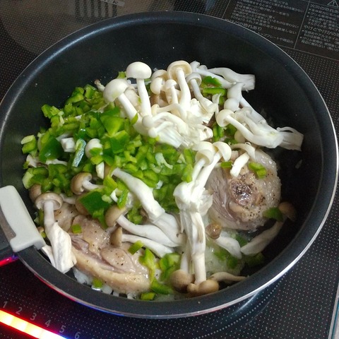 骨付き肉のトマトスープ (5)