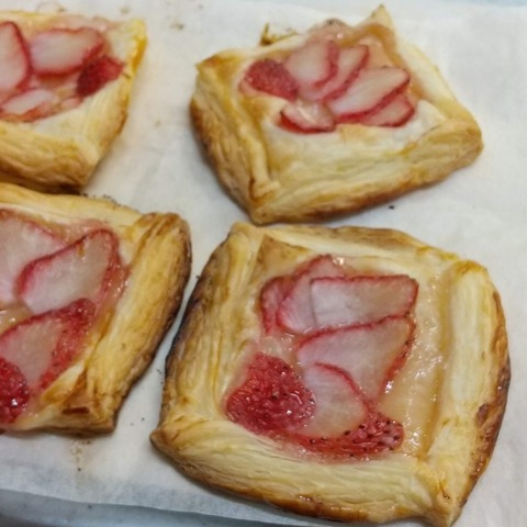 冷凍パイシートで簡単いちごパイ (1)