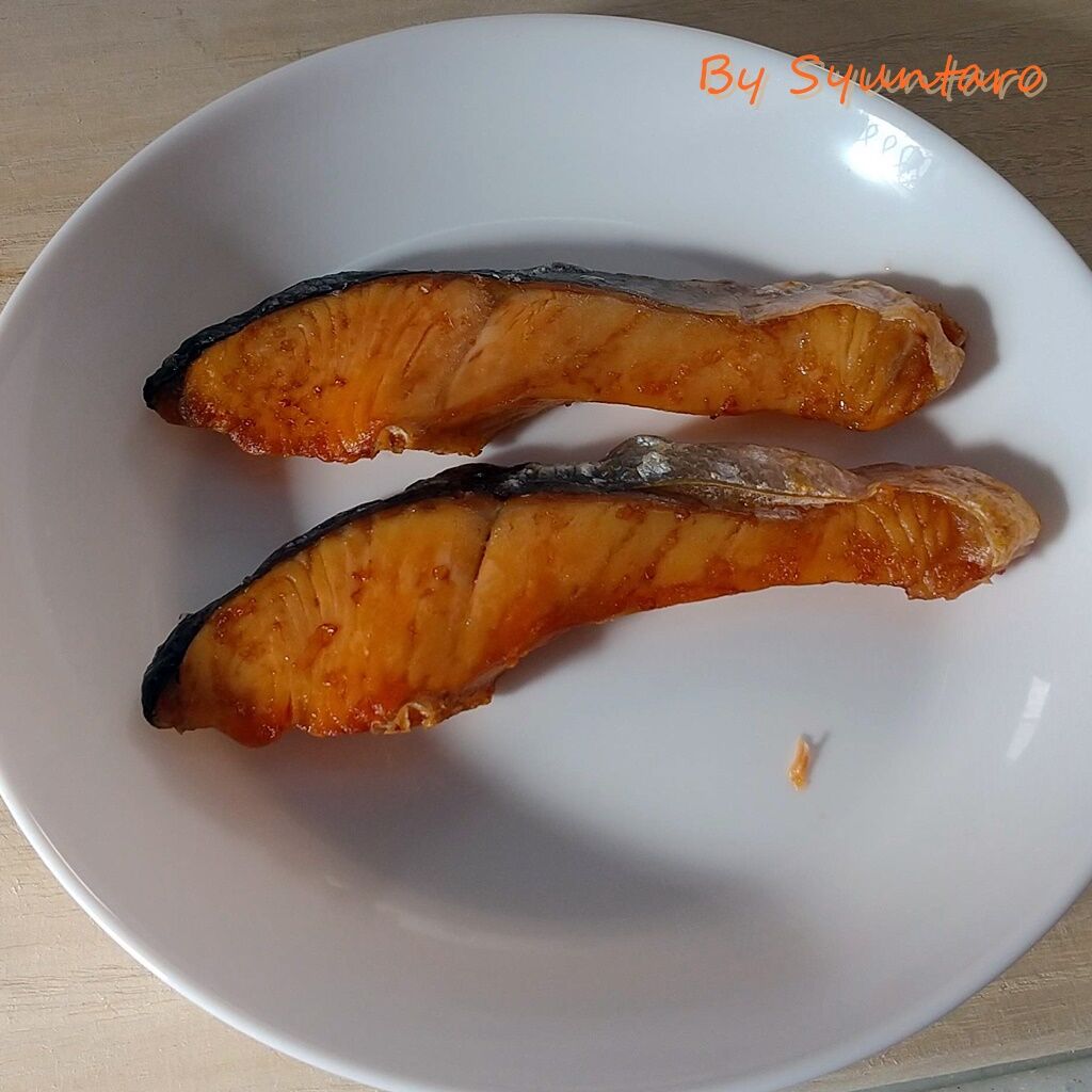 ノンフライヤーで簡単調理 焼き鮭 レコルト エアーオーブンで皮パリ Syuntaroの 食の荒野を彷徨う ノンフライヤーで簡単調理 焼き鮭 レコルト エアーオーブンで皮パリ Syuntaroの 食の荒野を彷徨う