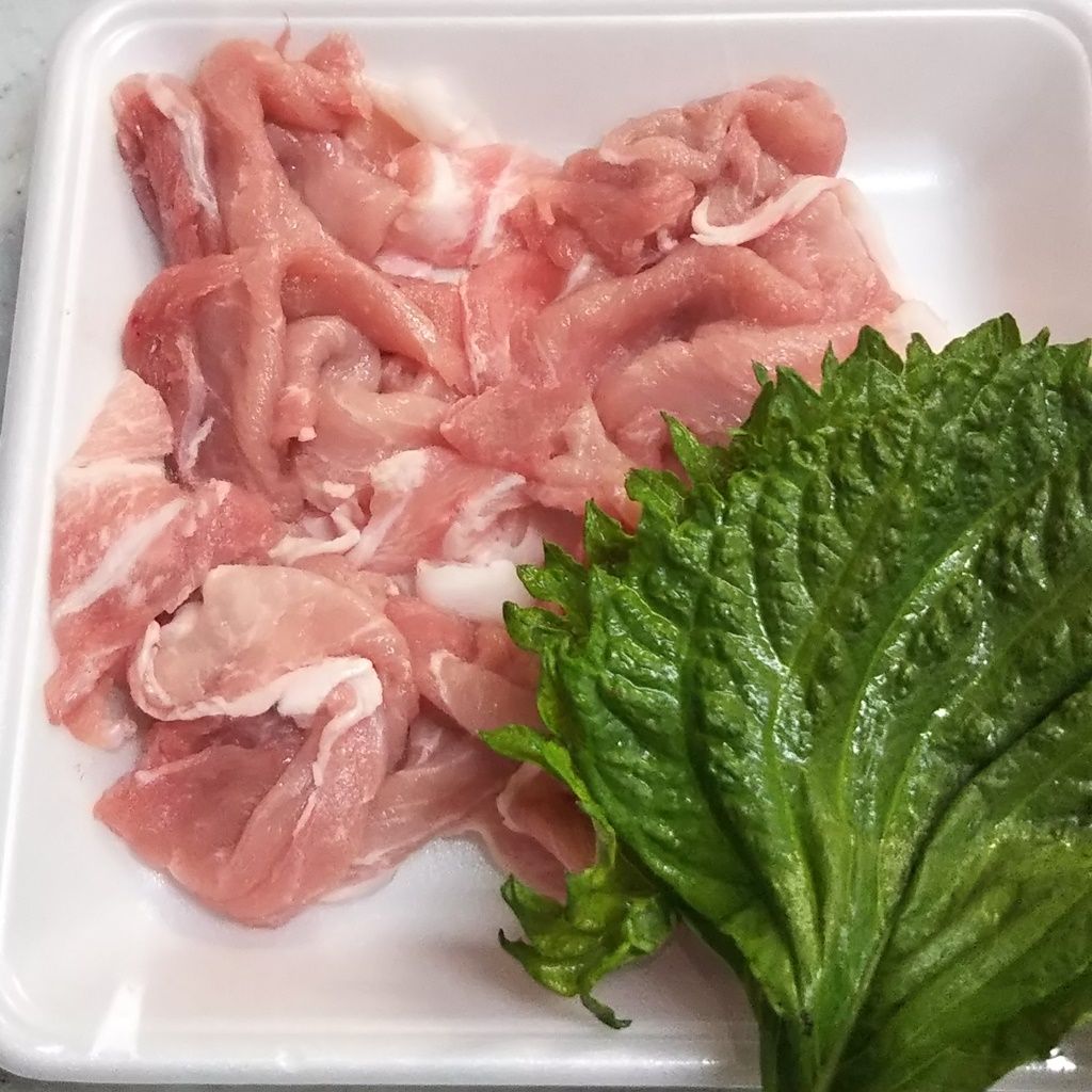 節約 豚小間で作るシソ巻きカツ 大葉 豚肉 豚カツ Syuntaroの 食の荒野を彷徨う