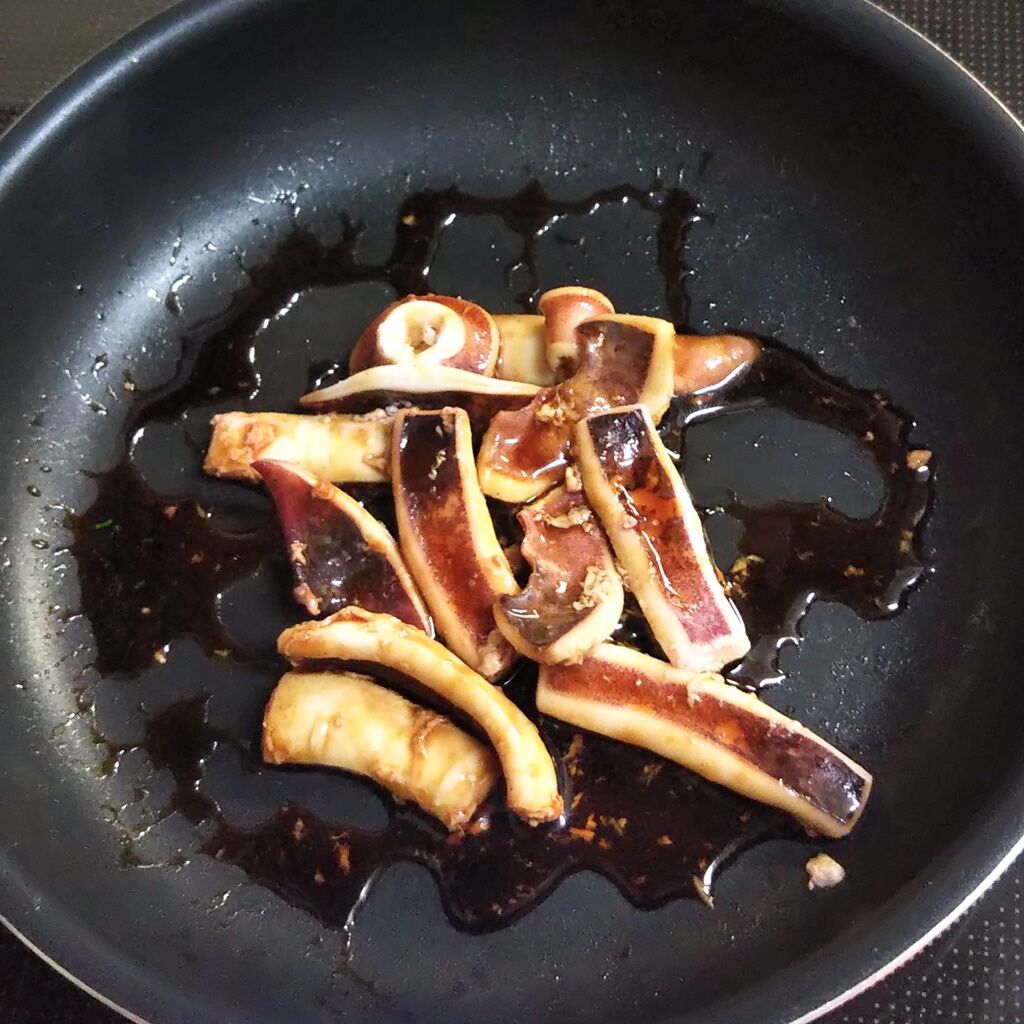簡単 焼くだけ 市販の蒲焼きのタレで作る 簡単イカ焼き 屋台の味 お父さんのおつまみにもどうぞ Syuntaroの 食の荒野を彷徨う