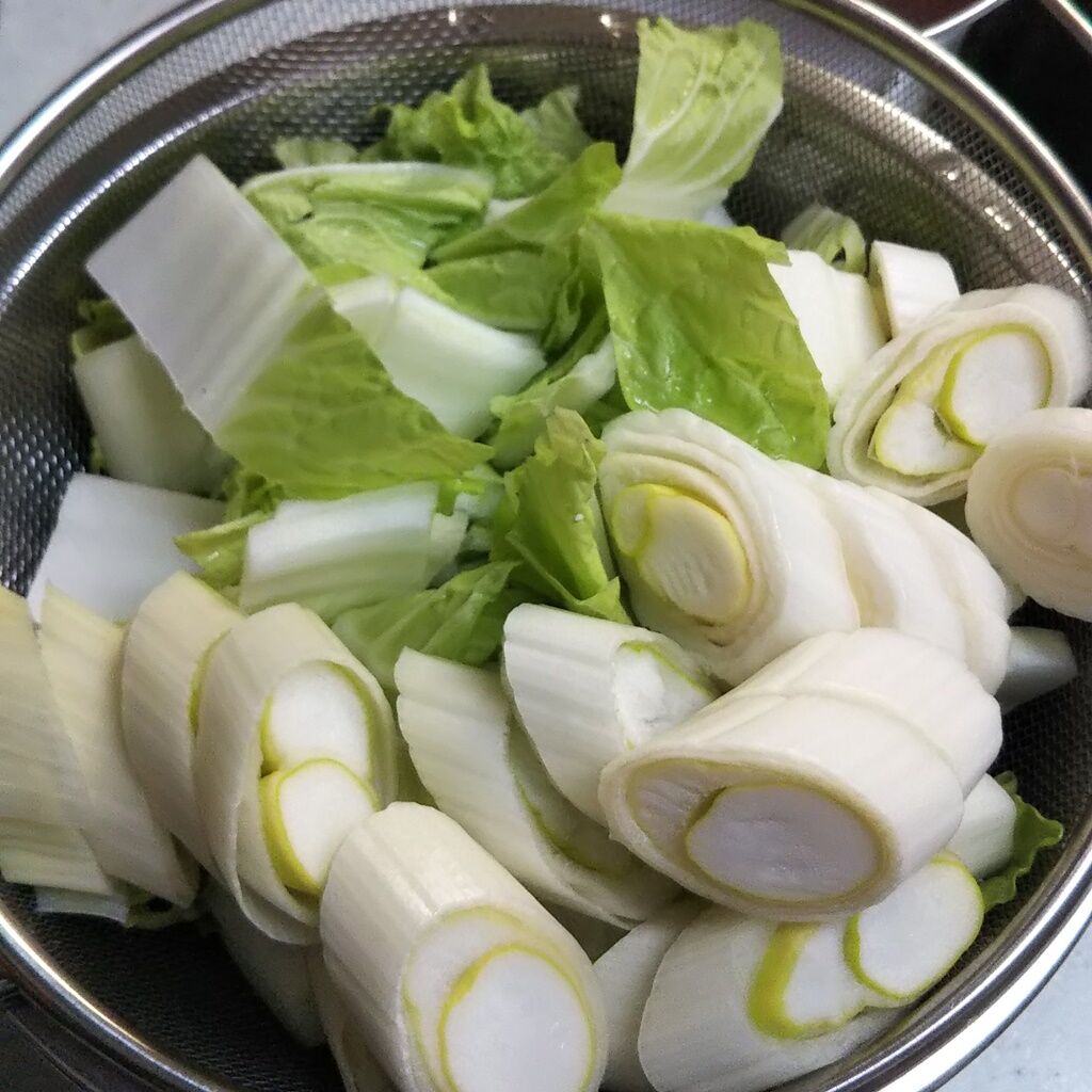ミツカンの〆まで美味しい鍋つゆ 濃厚みそ鍋 を使って 担々味噌鍋を作ってみました Syuntaroの 食の荒野を彷徨う